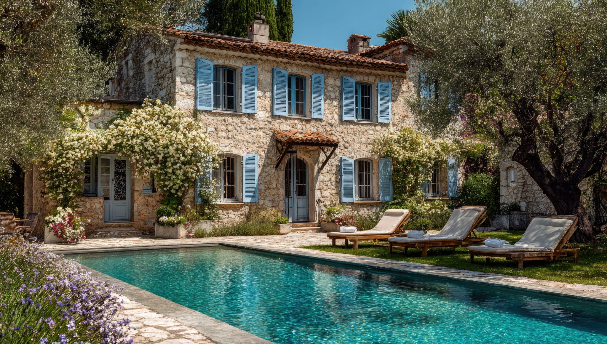 HOTEL EN PROVENCE scaled
